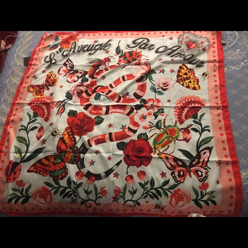 Garden silk scarf gucci - Picture 5 of 5